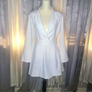 MAKE OFFER! Belted fit in flare blazer Dress By BooHoo Size 10 color white